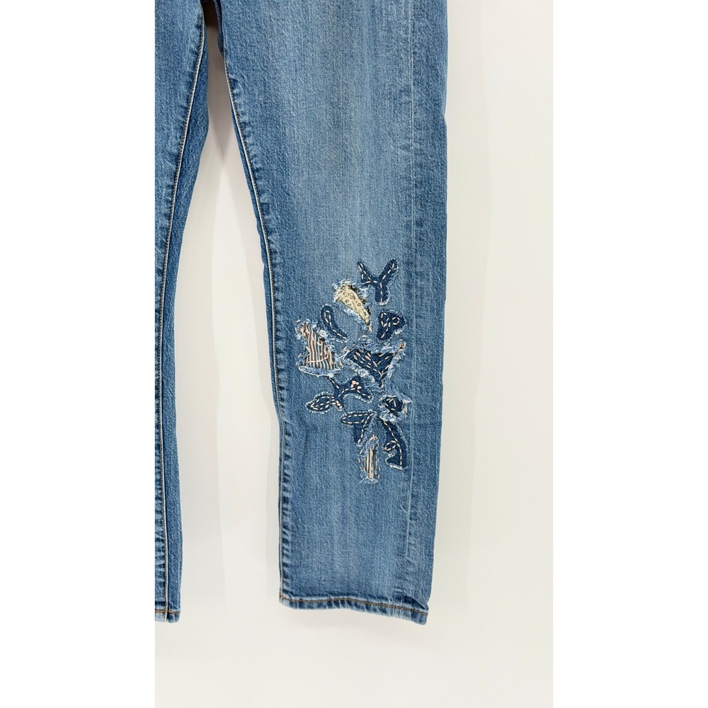 Pilcro Anthropologie Slim Boyfriend Jeans W29 Boho Floral Embroidered Patchwork - Picture 2 of 9